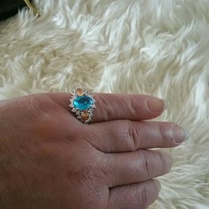 Beautiful 925 aquamarine and topaz ring